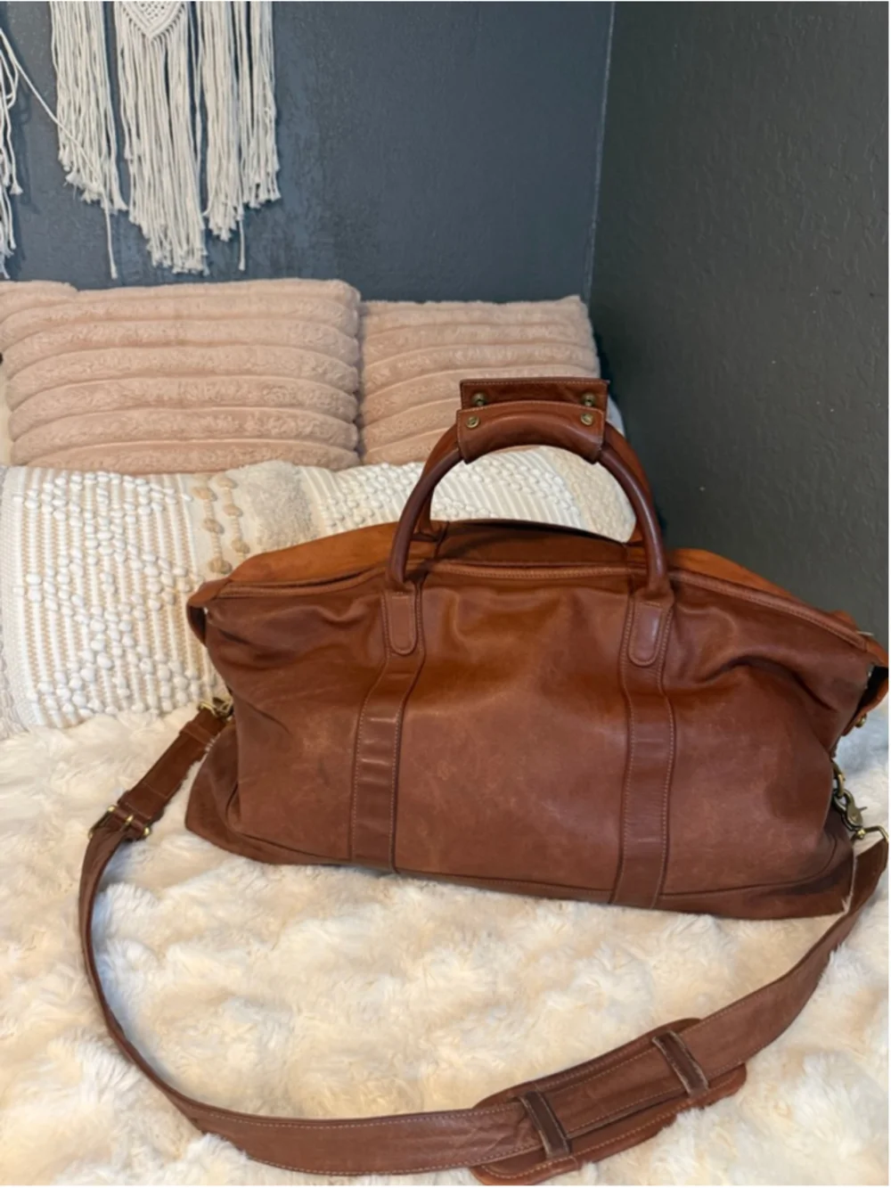 Preowned , vintage 1990s Coach British Tan leather cabin duffle bag